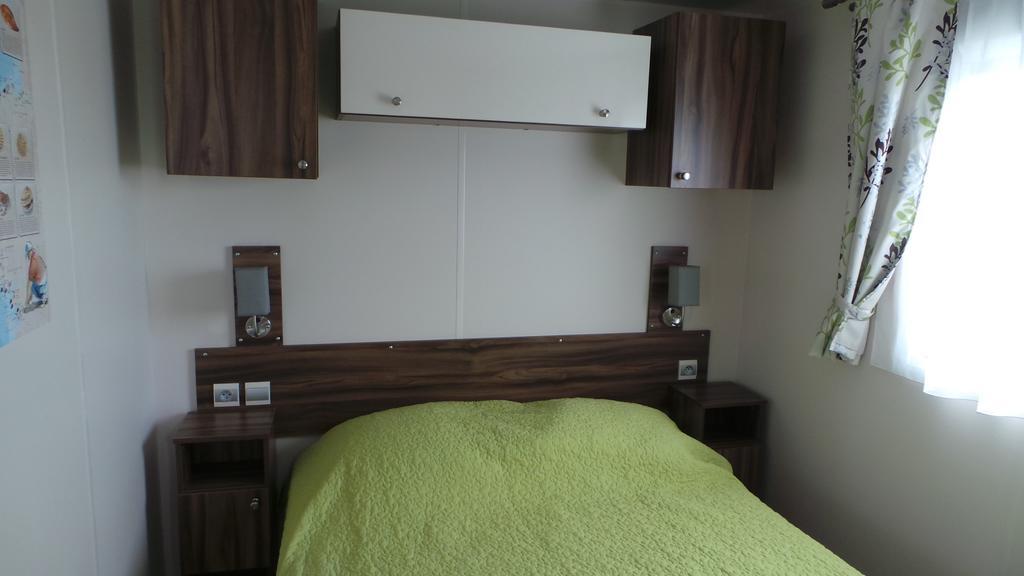 Camping De Kerurus Hotel Plounéour-Trez Buitenkant foto