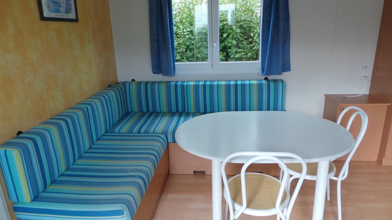 Camping De Kerurus Hotel Plounéour-Trez Kamer foto